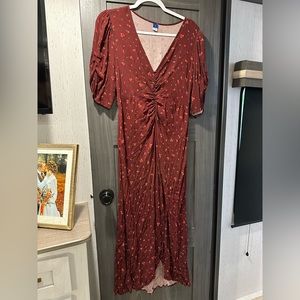 Old Navy cranberry dress size medium